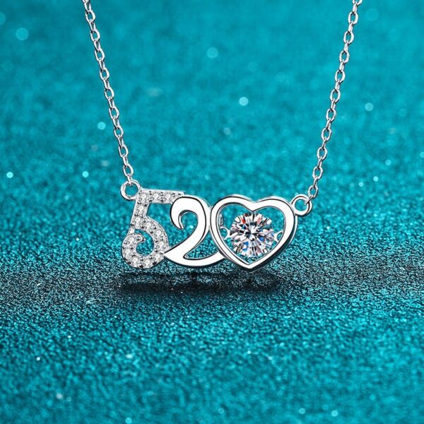 AZ438-X Platinum PT950 18K White Gold 0.28ct Moissanite Pendant for Women Luxury Celtic Knot Fine Jewelry