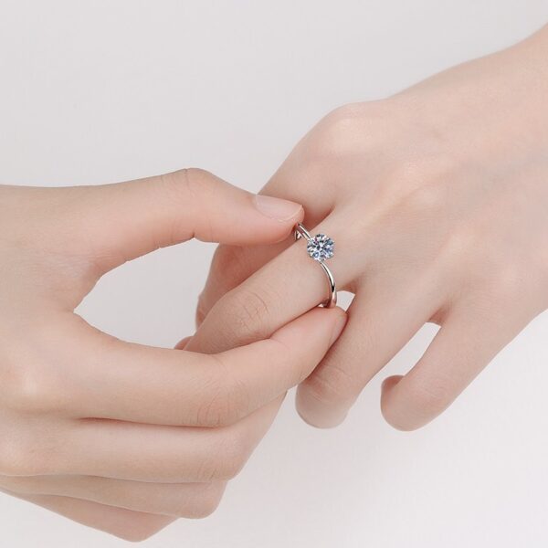 AZ193-X 925 Sterling Silver 1 Carat Moissanite Rubik's Cube Necklace Niche Design High Fashion Cute Girlfriend Souvenir Birthday Gift