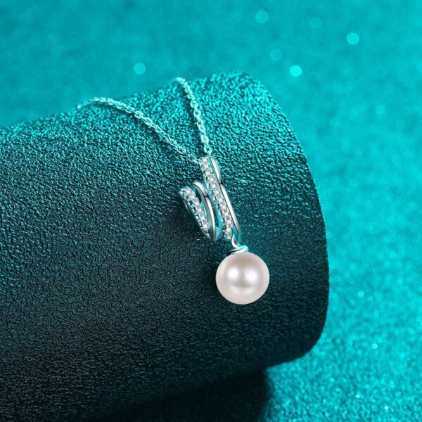 AZ844-X Fashion Luxury Classic Moissanite Diamond-set Pearl Design Circle Necklace For Women 925 Silver Party Jewelry Gift