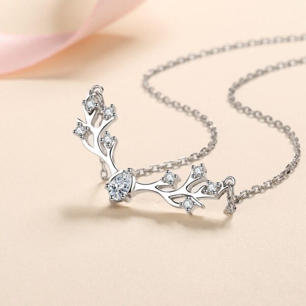 AZ223-X 18K Gold Pt950 Platinum Love-shaped Moissanite Pendant Trendy D Color Moissanite Necklace Women's Pendant