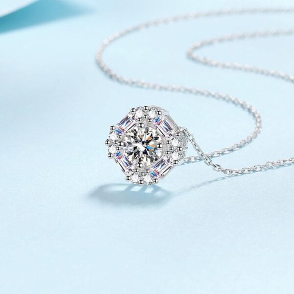AZ748-X Luxury Square 1.62CT Moissanite Diamond Pendant Collarbone Chain Platinum Pt950 Necklace for Women Fine Jewelry Birthday Gift