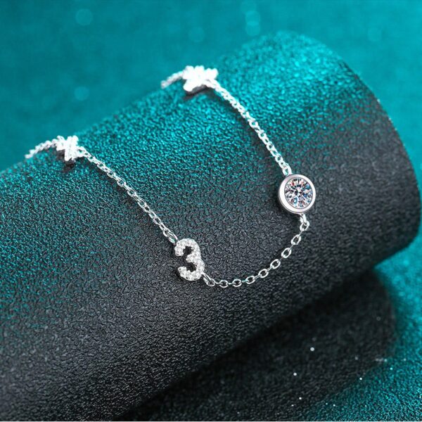 AZ444-S 1Ct GBA Certified S925 Sterling Silver Moissanite Butterfly Knot Charm Bracelet Korean Style Lightweight Free Gift Box for Woman