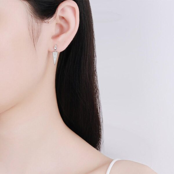 AZ429-E 0.19 ct Moissanite S925 Silver Stud Earrings for Women Plated Pt950 Triangular Full Inlay Lover Gift Ear Studs Jewelry Wholesale