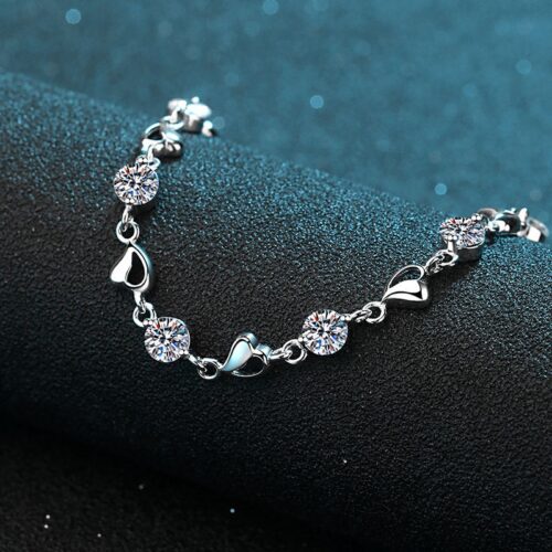 QdtuS2zsBh8QQMqwPGzmm0EZsBoEzASN-800x800-1 1ct Moissanite Deer Necklace in Sterling Silver