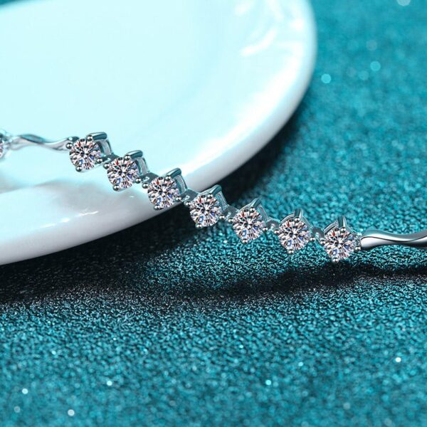 AZ049-S Sterling Silver S925 Hypoallergenic 0.5ct Moissanite Deer Head Women's Versatile Bracelet Personalized Simple Versatile Antlers