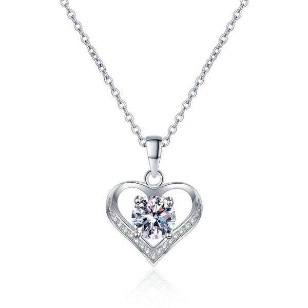 AZ868-X 18K White Gold Platinum Pt950 1 Carat Moissanite Necklace for Women Love Heart Pendant Luxury Collarbone Chain for Girlfriend
