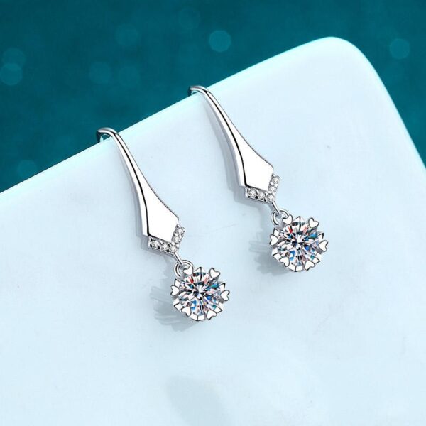 AZ428-E 925 silver moissanite earrings fashionable flower style shining gorgeous jewelry gift suitable for wedding mother's day