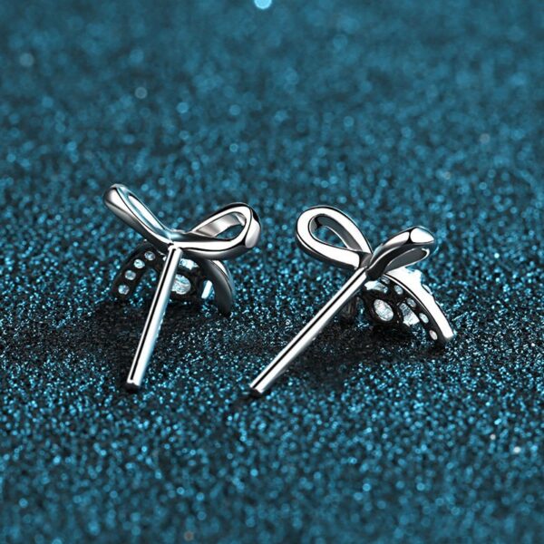 AZ083-E Moissanite Bow Stud Earrings 925 Sterling Silver Plated Pt950 Gold Four-claw Stud Earrings School Girl Wild Model