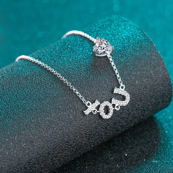 AZ439-S Luxury White Gold 18K 0.64ct Women All Chain Five Four-leaf Clover Micro-inlaid Moissanite Bracelets Platinum Pt950 Fine Jewelry