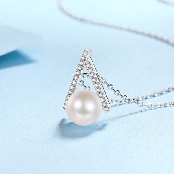 AZ845-X Fashion Luxury Classic Elegant Moissanite Diamond-set Pearl Letter V Necklaces For Women s925 Silver Party Jewelry