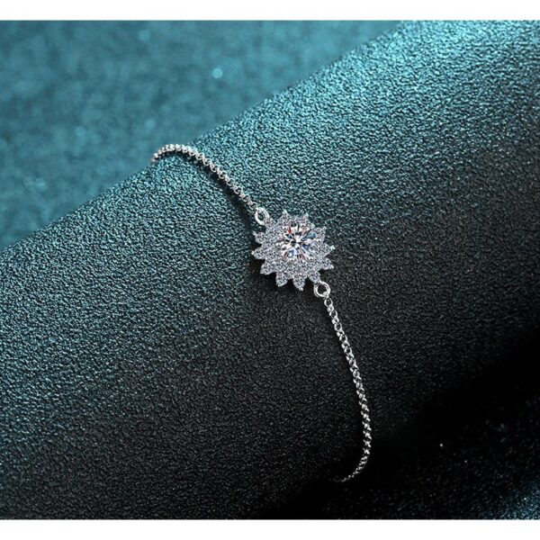 AZ010-J 1ct Moissanite Rings For Women D Color VVS Luxury Flower Shape Bridal Female Engagement Wedding Jewerly Size5-9