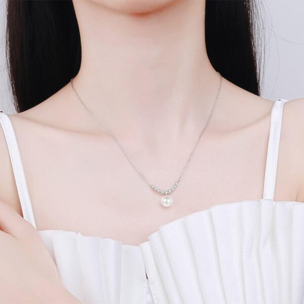 AZ507-X S925 Sterling Silver Clavicle Chain for Women Cross Design 8mm Flawless Pearl Moissaniter Women