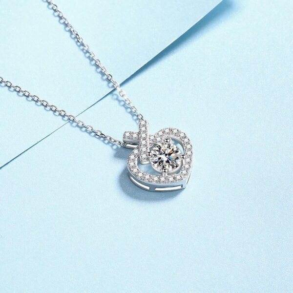 AZ798-X Fashion Trend Luxury Classic Moissanite Diamond-set Lock Heart Necklace Women 925 Silver Party Charms Jewelry Gift