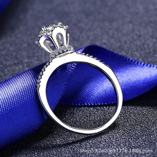 AZ055-X Flawless 18K White Gold Chain Wedding Fine Jewelry Certified Moissanite Diamond Simple Smile Necklace for Women Birthday Gift