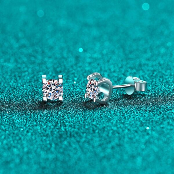 AZ204-E GRA Certified Classic Earrings Manufacturer Customized S925 Sterling Silver Round Cut Moissanite Women Earrings