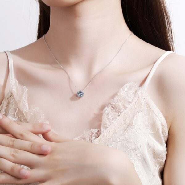 AZ107-X Fashion luxury Trend Classic 0.5ct Advertising Nimble Angle Heart Necklace For Women 925 Silver Party Charm Jewelry