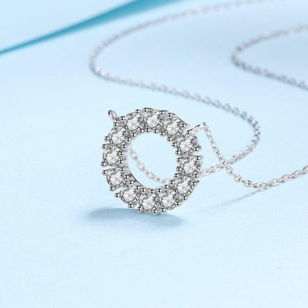 AZ427-X D VVS1 Moissanite Pandent Necklace for Women Sparkling Wedding Jewelry with GRA 925 Sterling Sliver Plated 18k Necklace