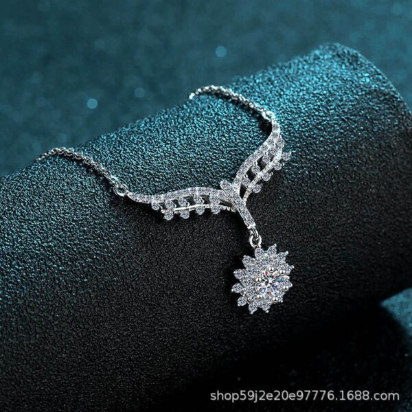 AZ090-S Fashion Fine Luxury Classic 0.3ct Moissanite Letter Bowknot Dangle Bracelet For Women 925 Silver Party Jewelry Gift